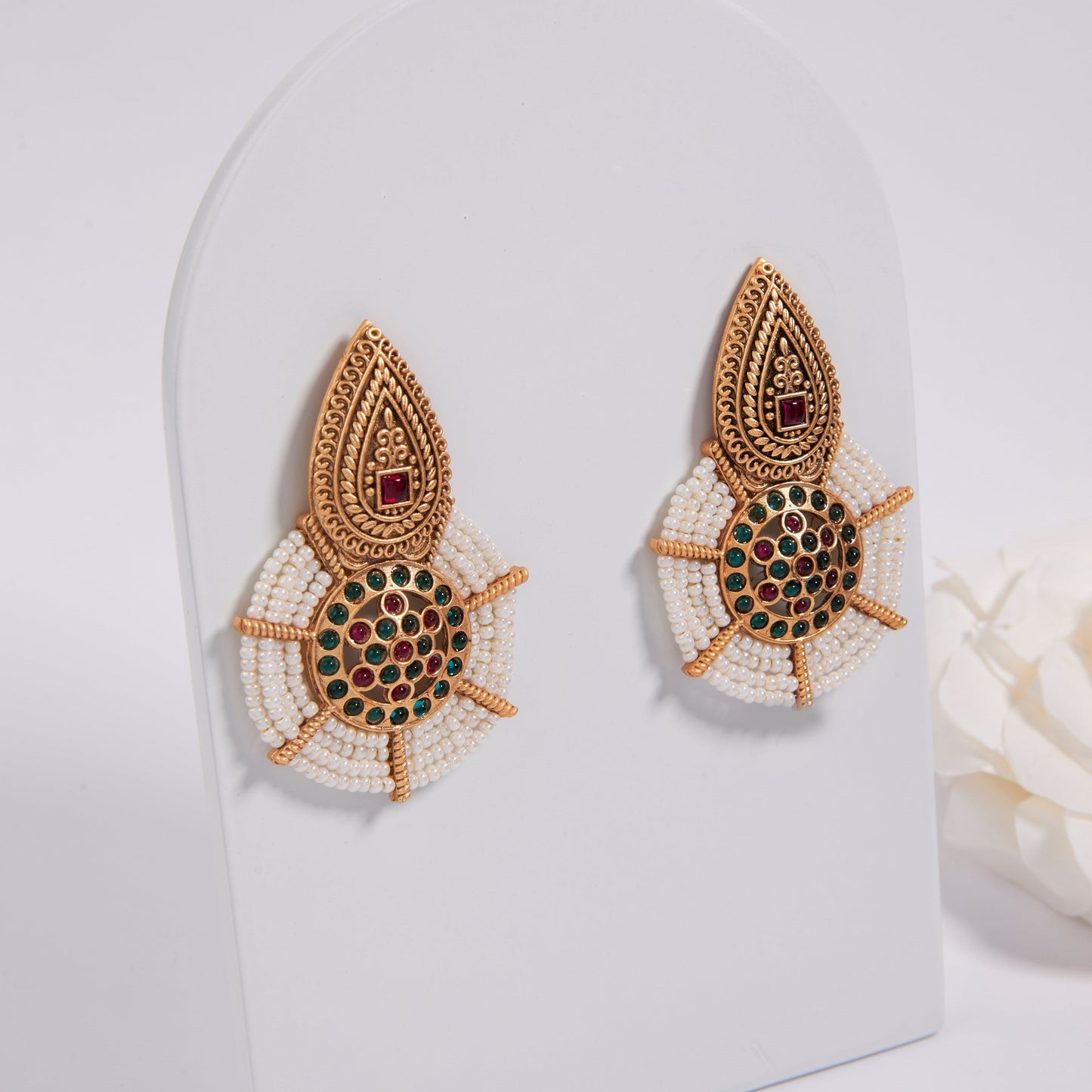 Gold-Toned Earrings with Eye-Catching Stone Detail - AAGER055