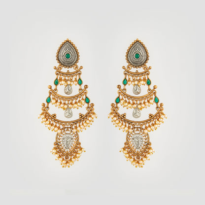 Gold-Toned Earrings with Eye-Catching Stone Detail - AAGER067