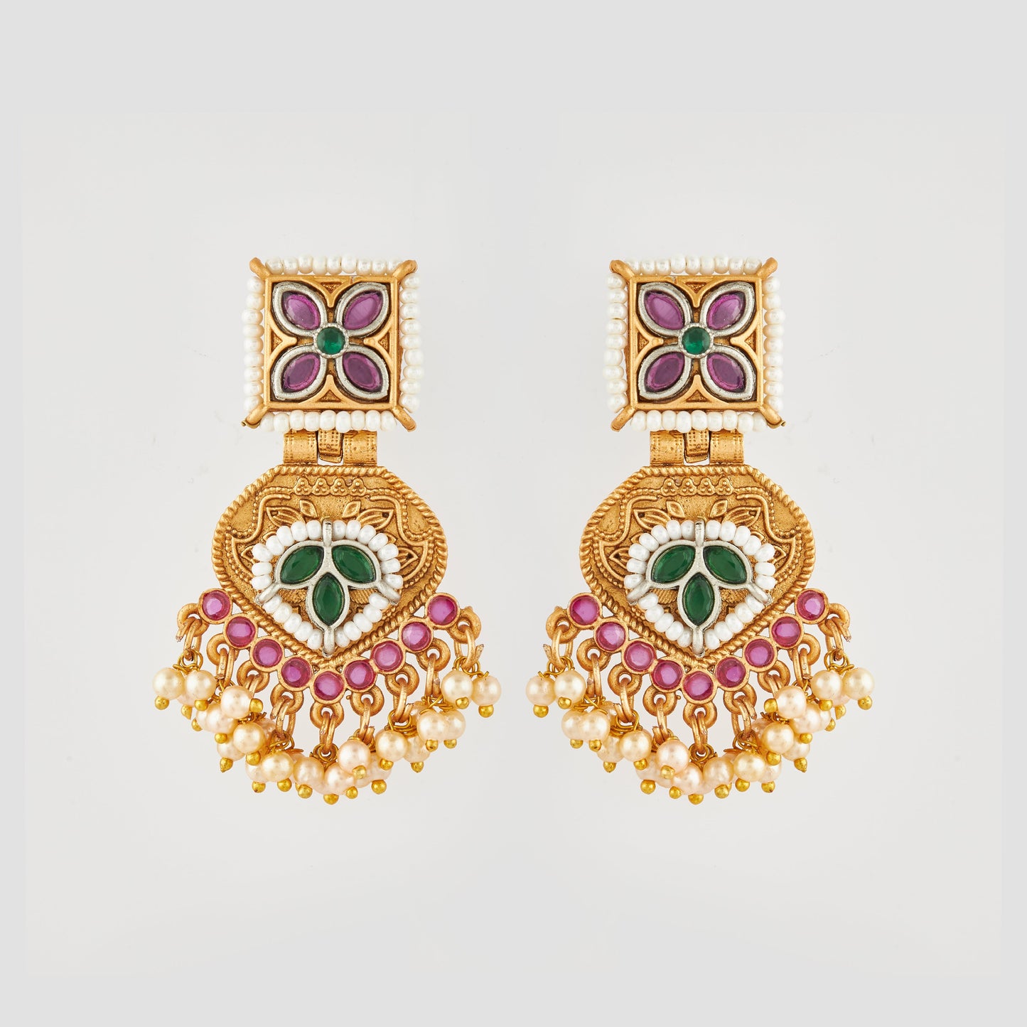 Gold-Toned Earrings with Eye-Catching Stone Detail - AAGER068