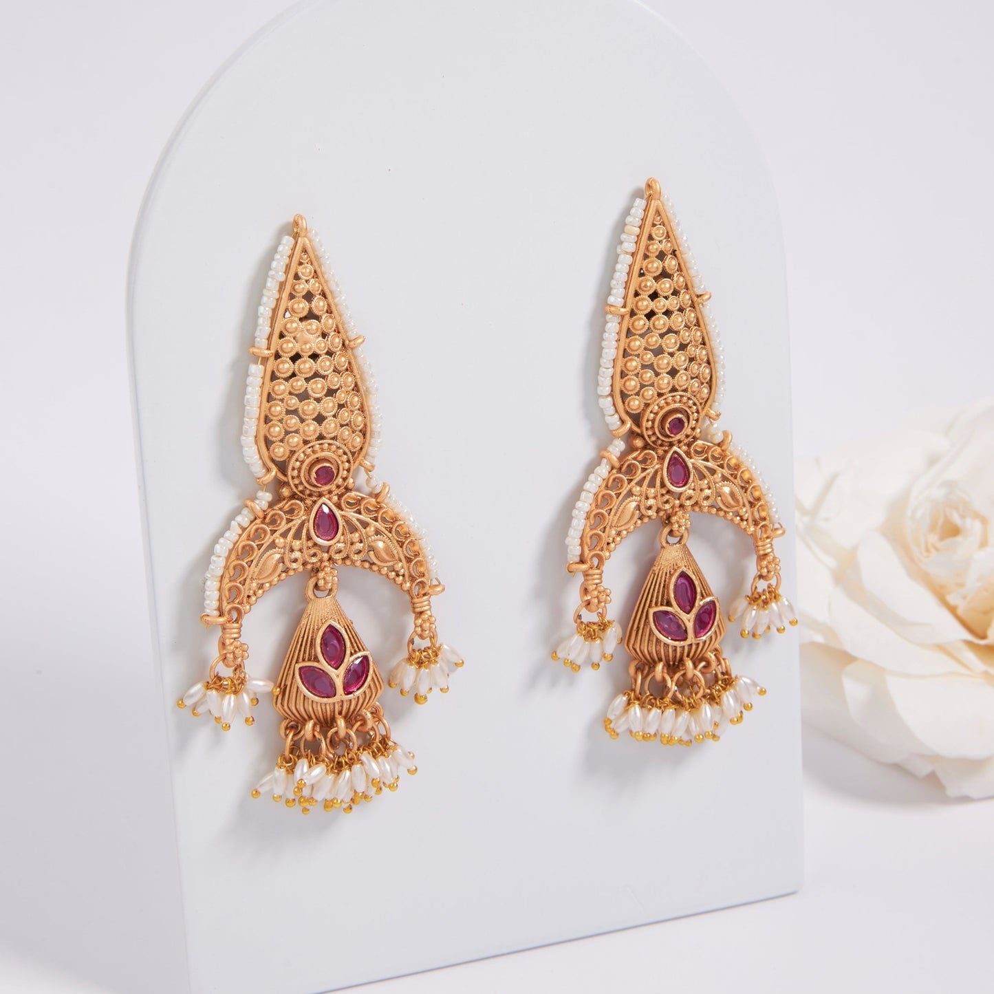 Gold-Toned Earrings with Eye-Catching Stone Detail - AAGER061