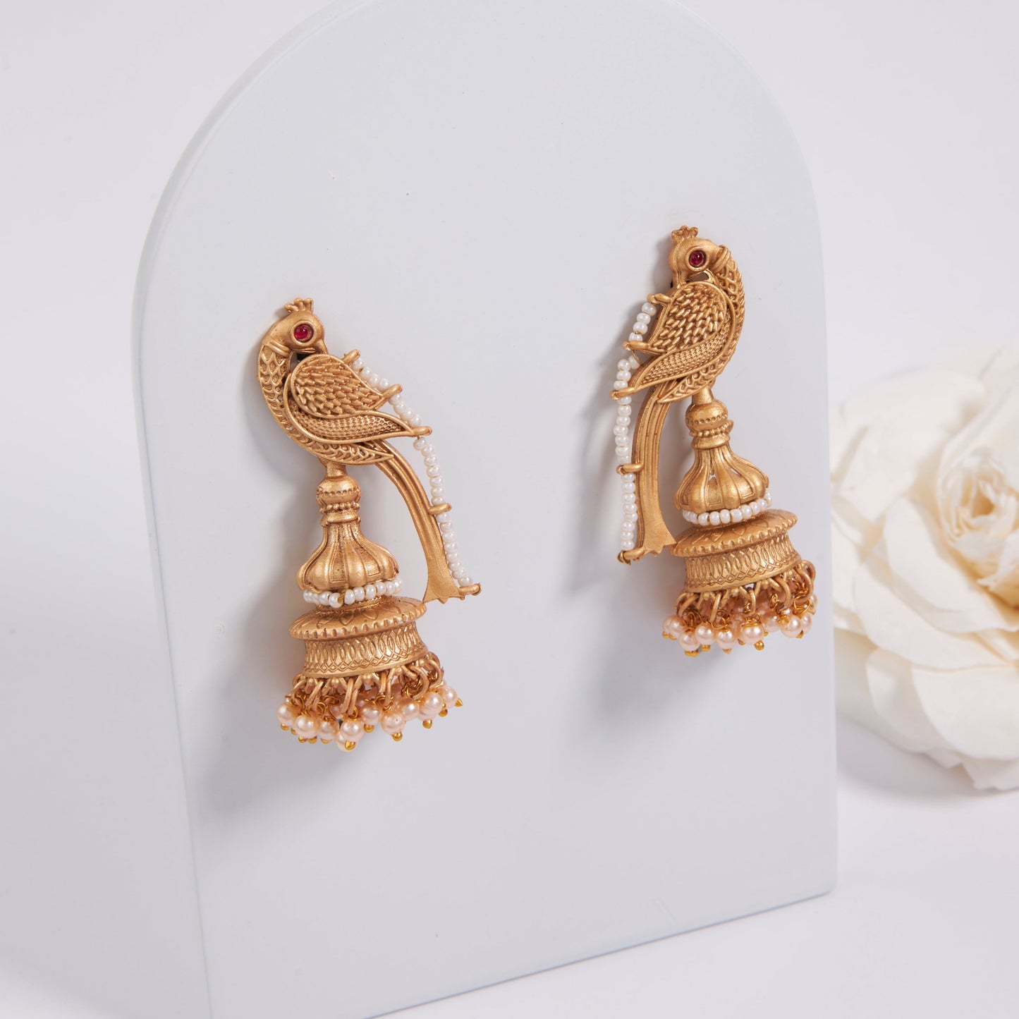 Gold-Toned Earrings with Eye-Catching Stone Detail - AAGER066