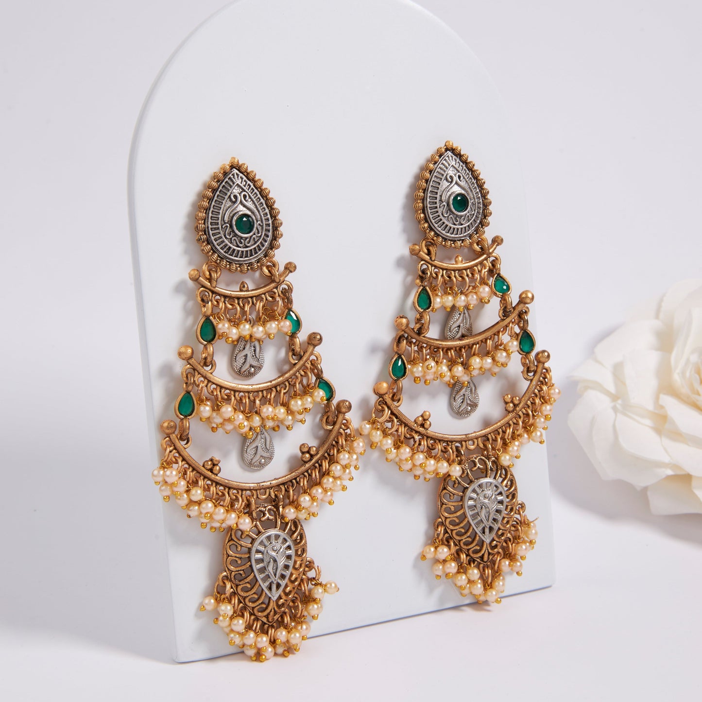Gold-Toned Earrings with Eye-Catching Stone Detail - AAGER067