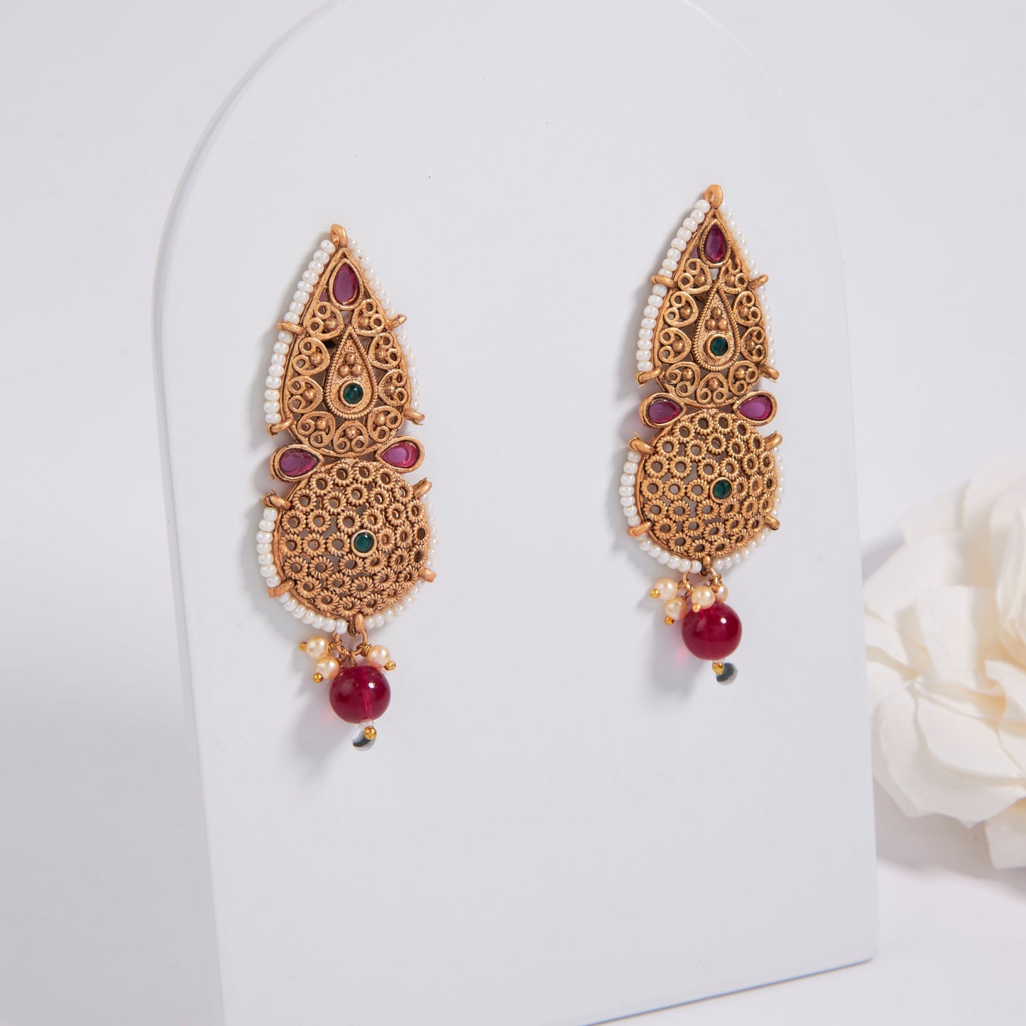 Gold-Toned Earrings with Eye-Catching Stone Detail - AAGER053